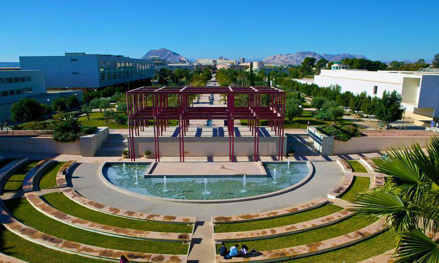 Programa de estudios de formación permanente en implantología de la universidad de alicante